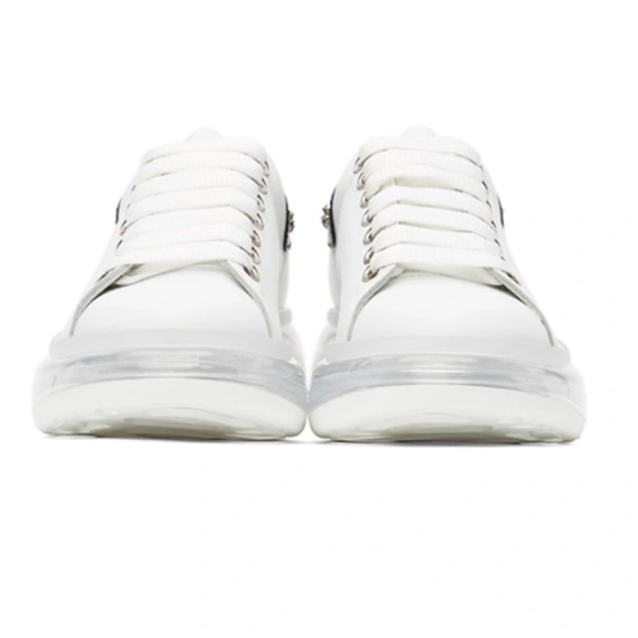 Alexander McQueen Wmns Oversized Sneaker - Picture 2 of 3